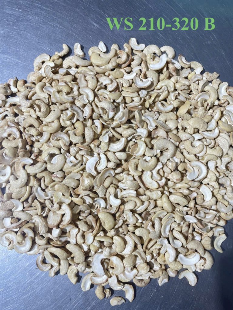 WS 210-320 B white split cashew kernels